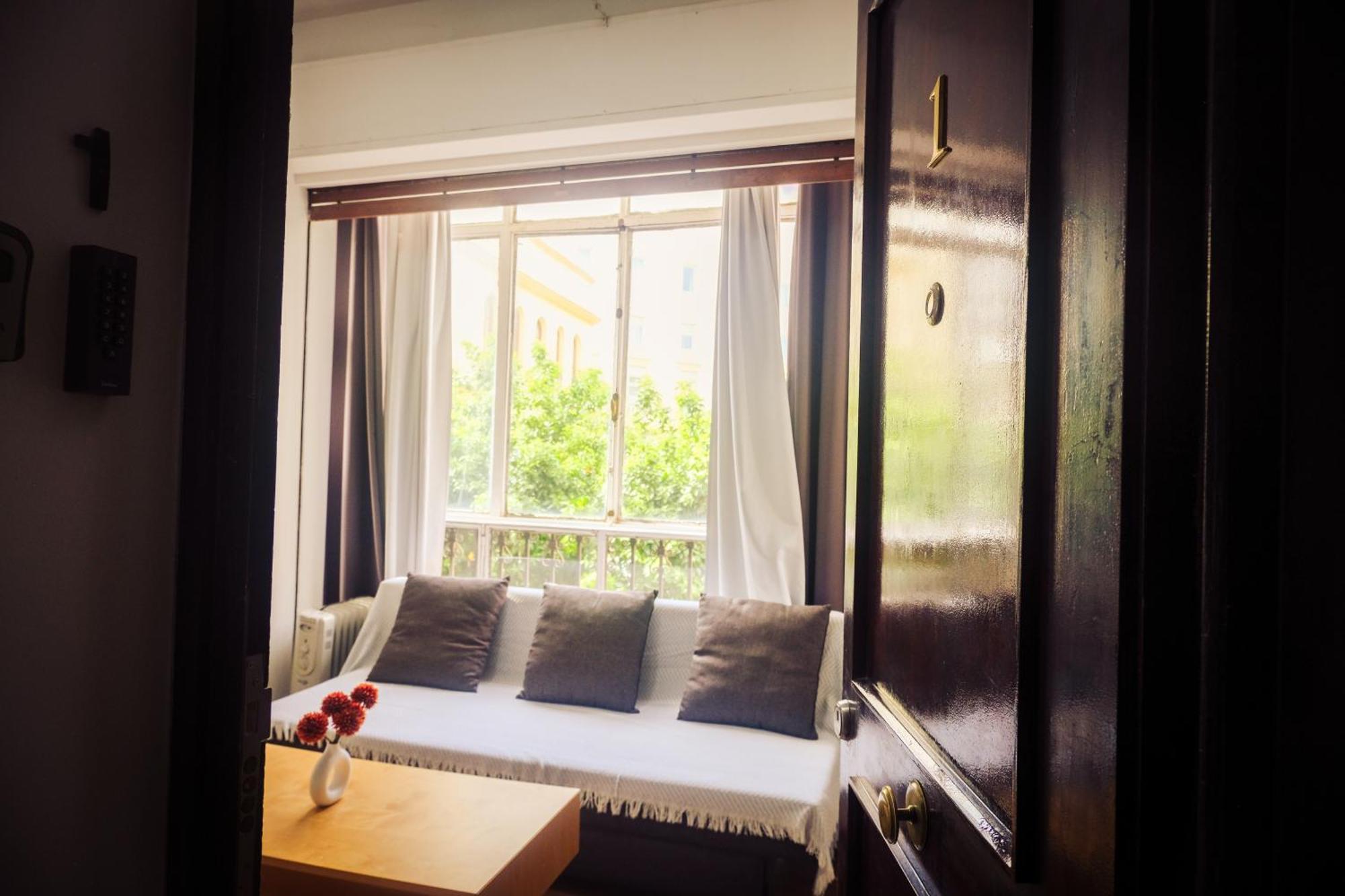 Apartamentos San Roque Σεβίλλη Εξωτερικό φωτογραφία
